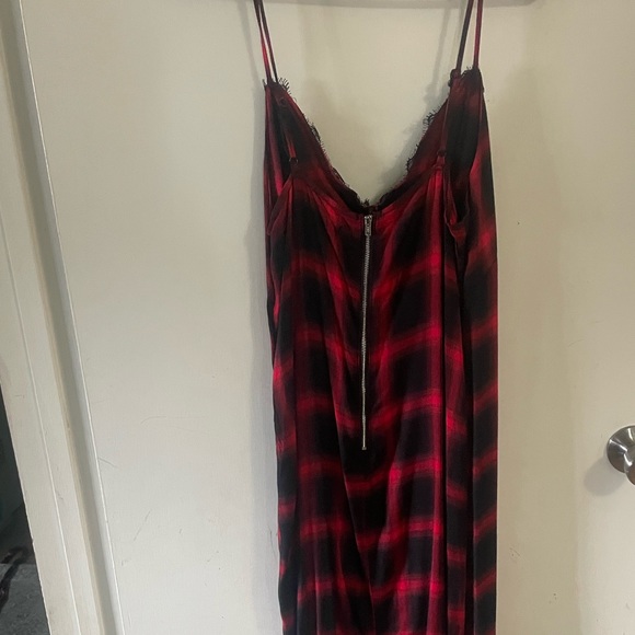 Red and black plaid maxi dress with black lace detail size L - Picture 5 of 5